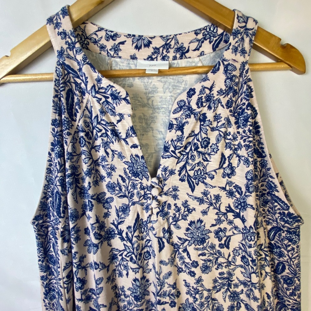 Sleeveless maxi dress - navy pink floral